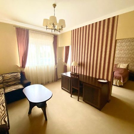 Przy Debach Hotel Stargard Szczeciński Exterior foto