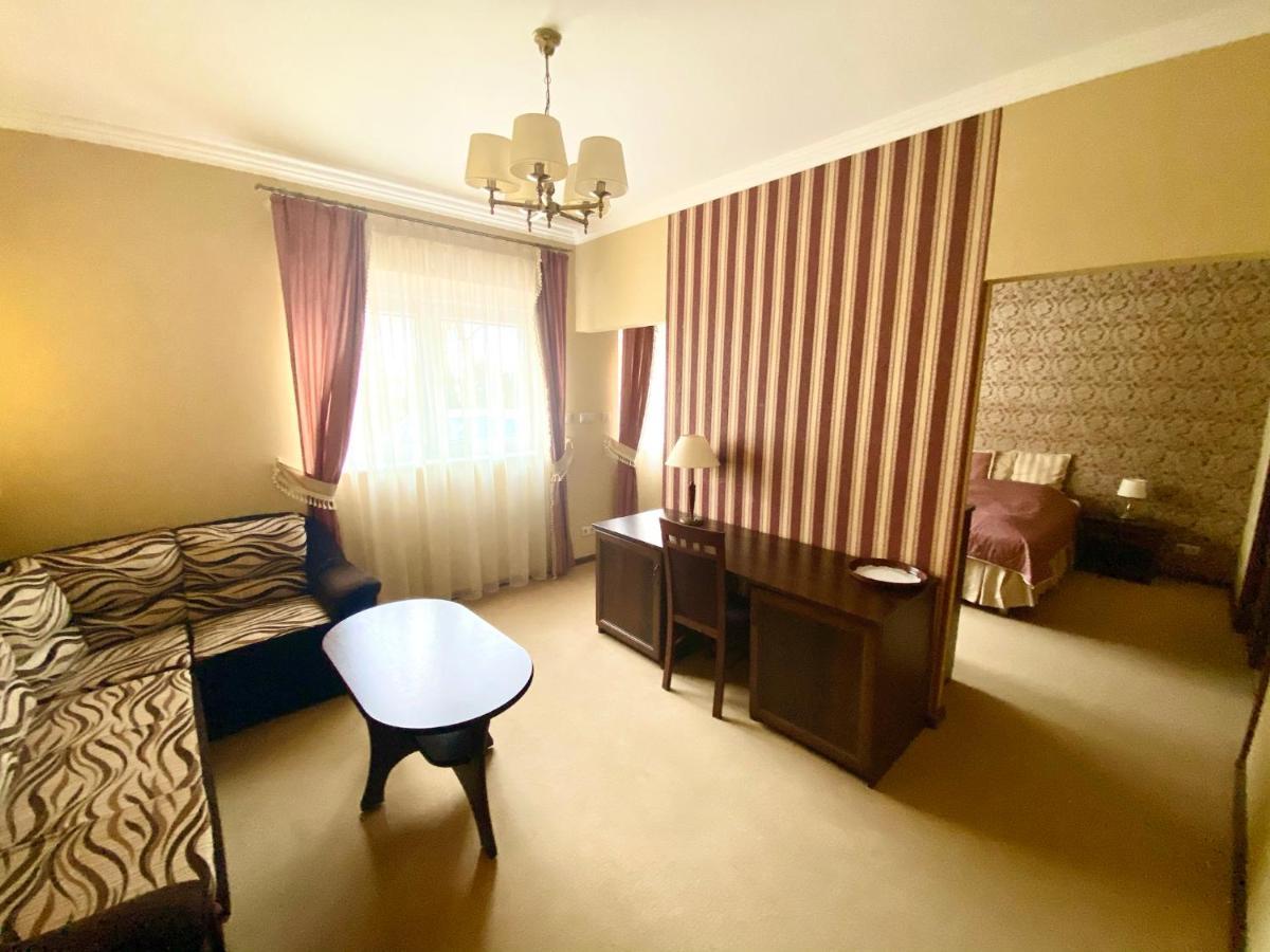 Przy Debach Hotel Stargard Szczeciński Exterior foto